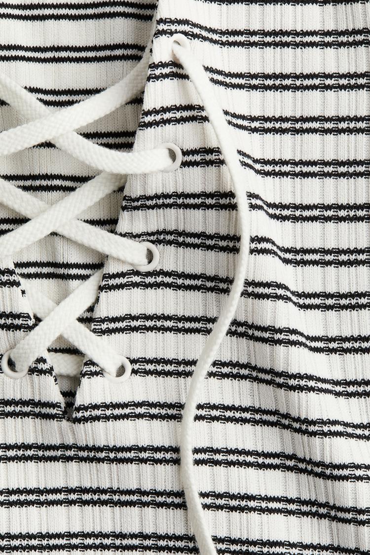 lacing-detail bodycon dress