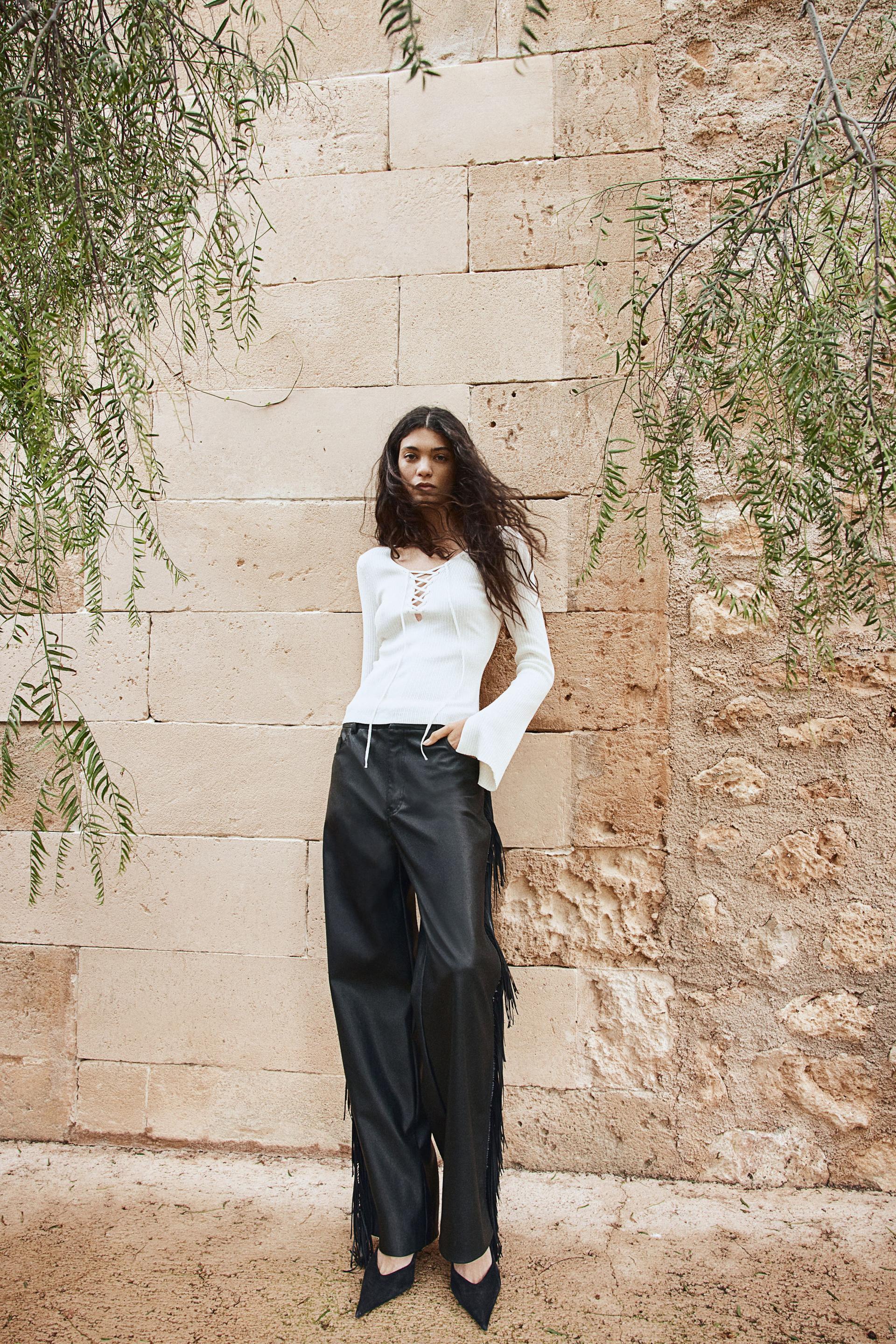 lacing-detail rib-knit top