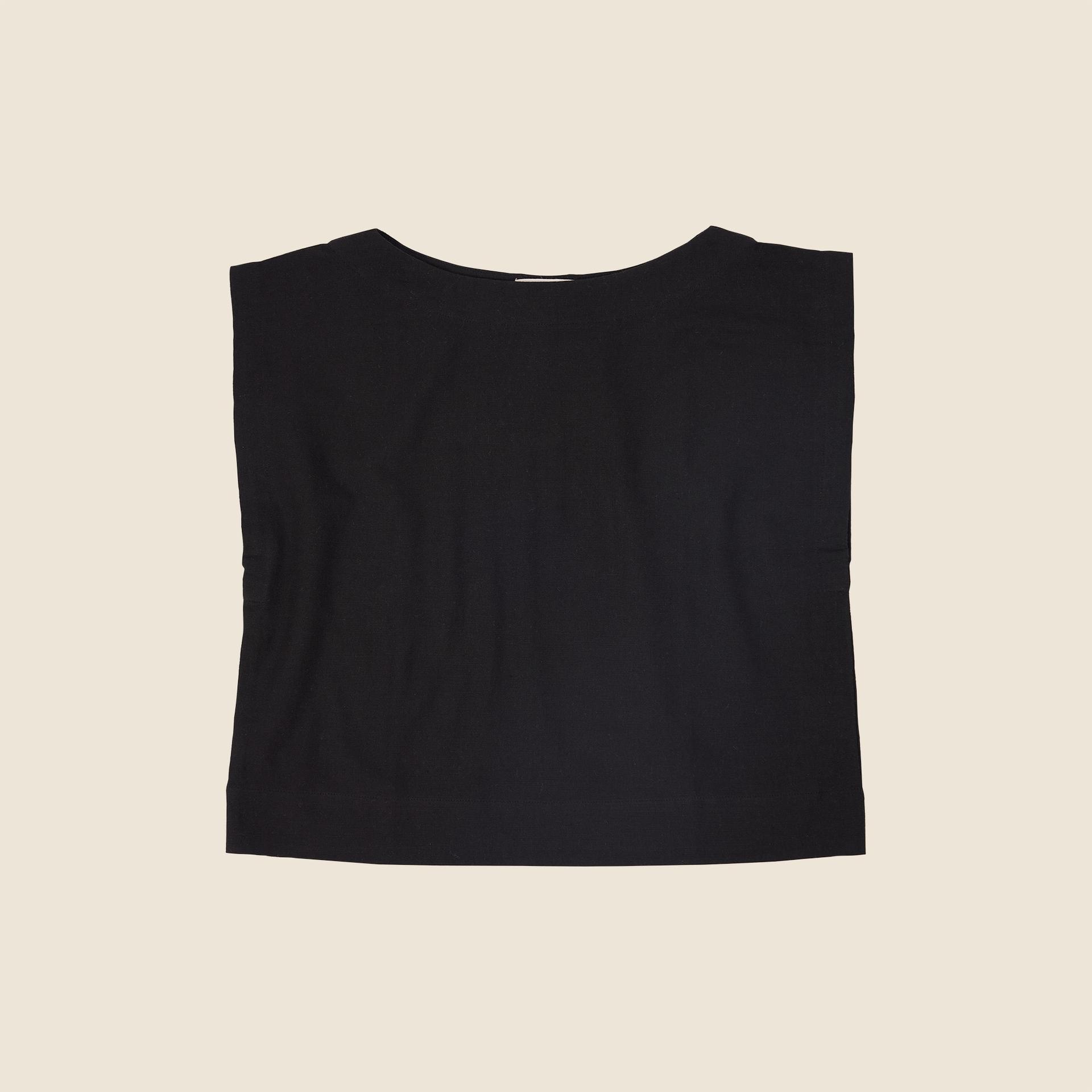 laude the label everyday top