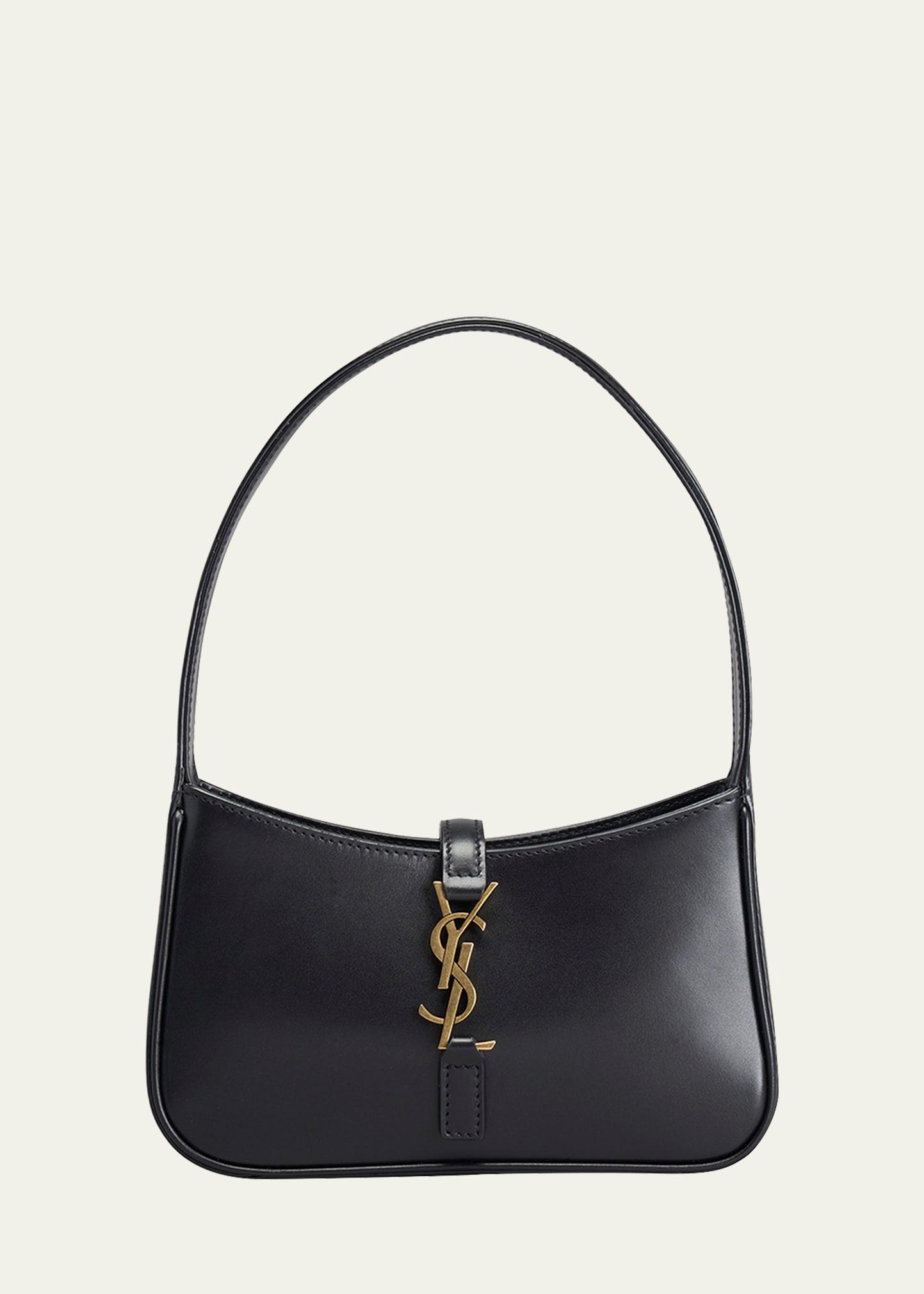 le 5 a 7 mini shoulder bag in smooth leather