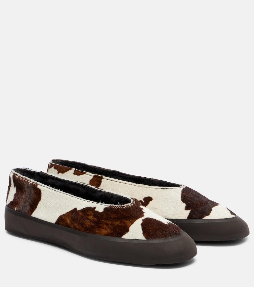 le monde béryl apres ski printed calf hair ballet flats