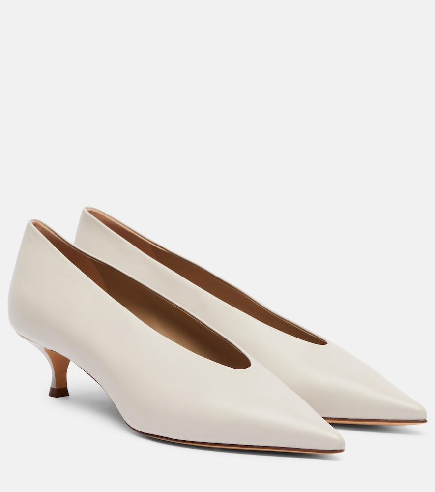 le monde béryl babouche leather pumps