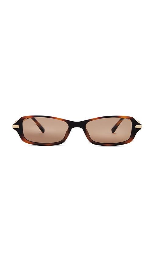 le specs bamboozler sunglasses in brown.