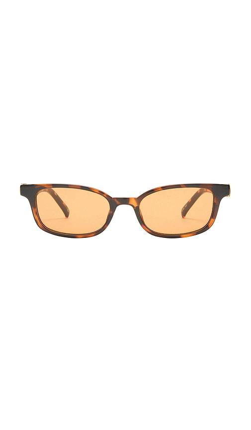 le specs confidential sunglasses in brown.