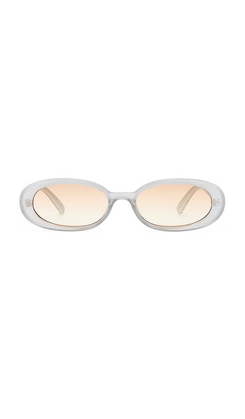 le specs outta love sunglasses in metallic silver.