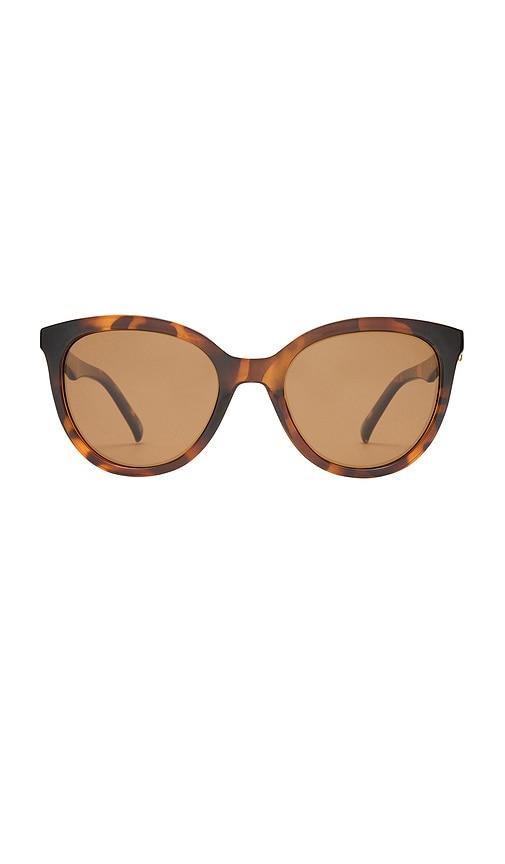 le specs the muse sunglasses in brown.