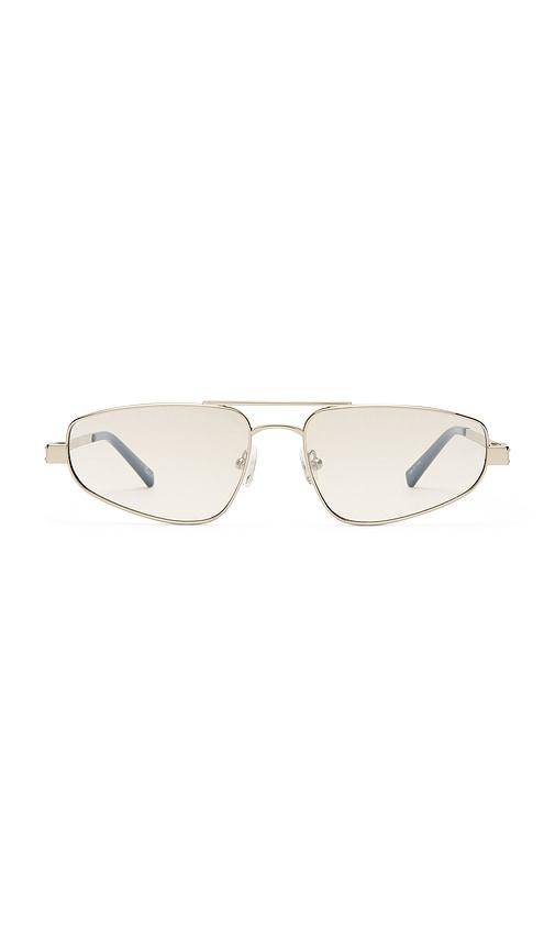 le specs treasure sunglasses in metallic silver.