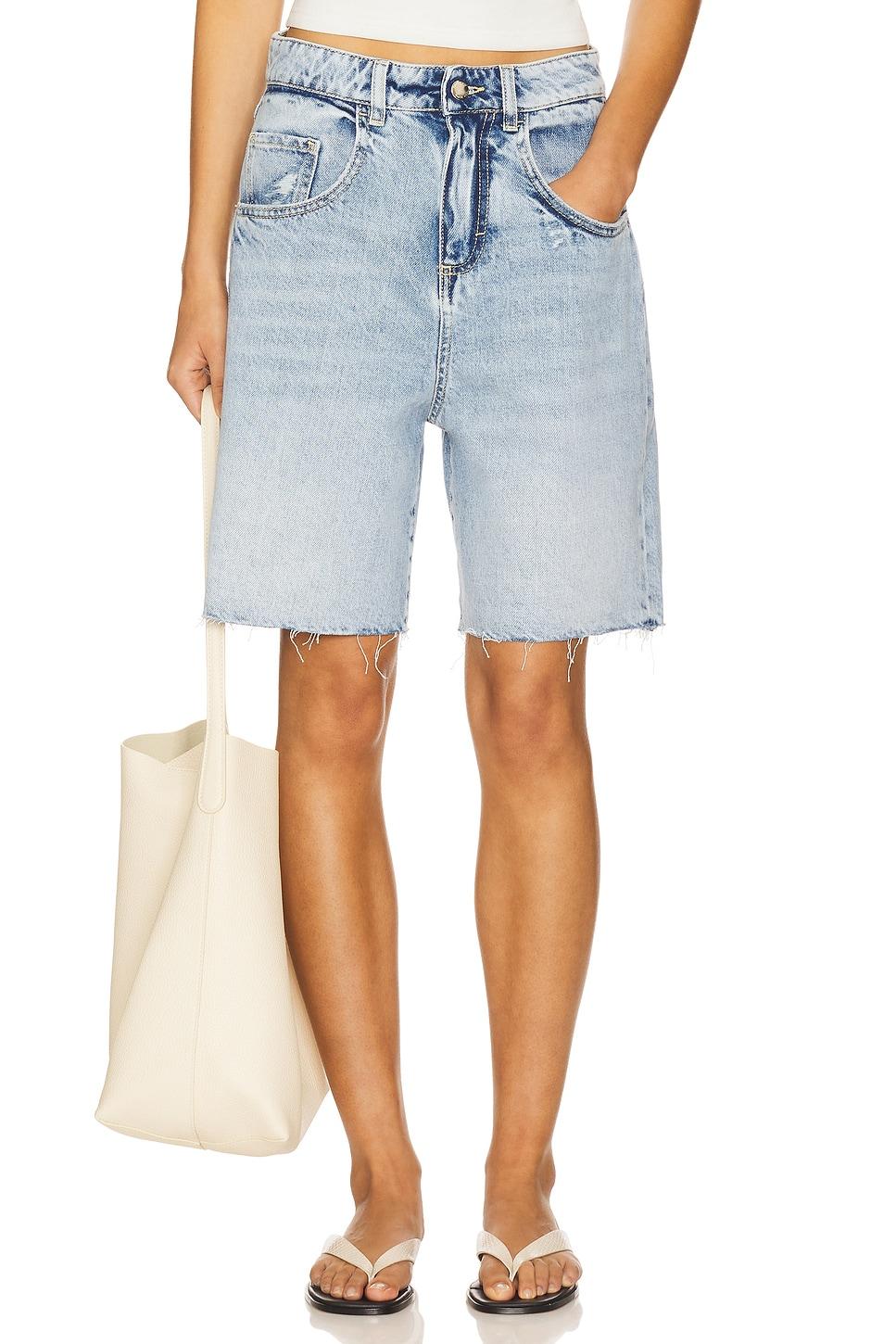 lea short