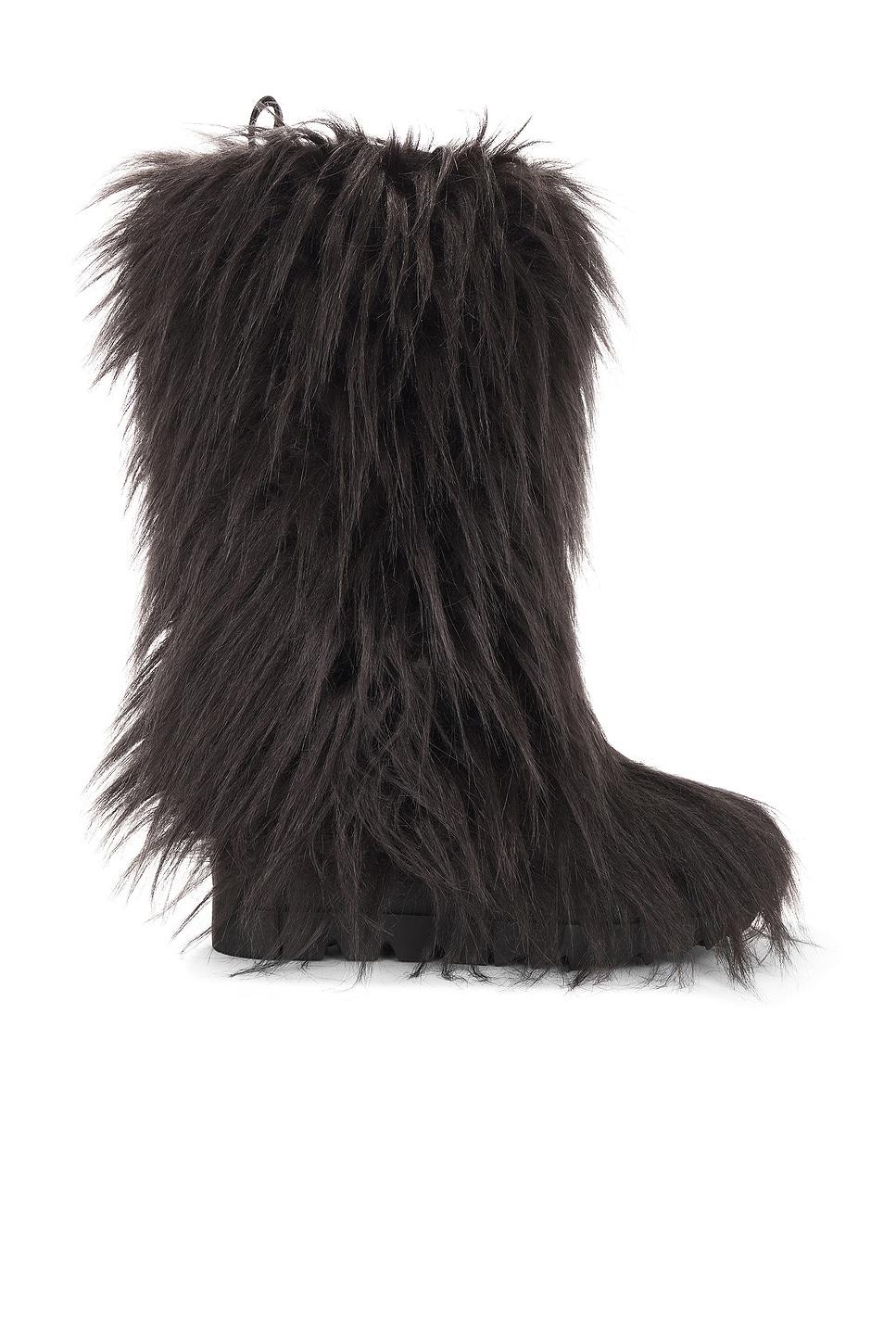 leonora faux high snowboot