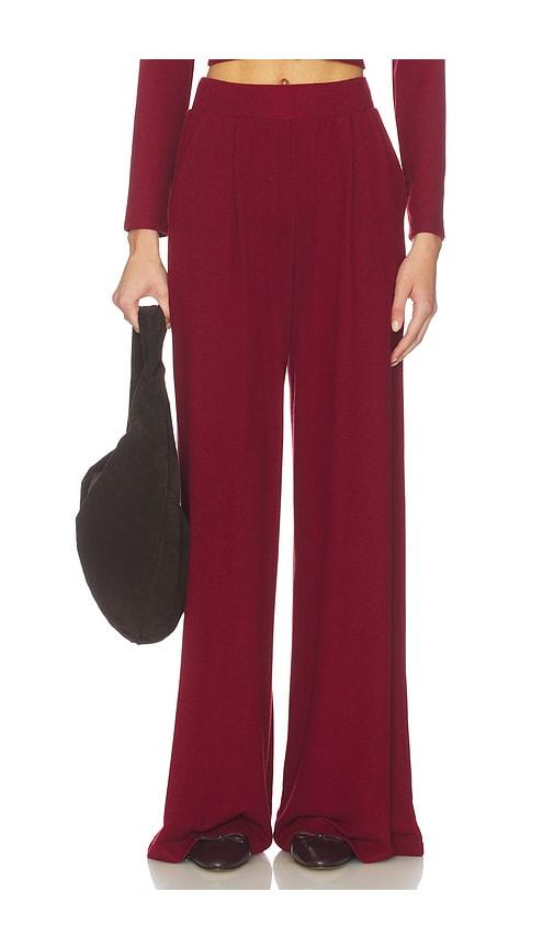 leset lauren pleated pocket pant in red.