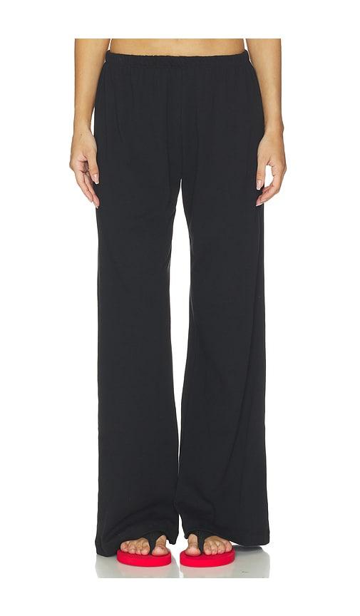 leset nando lounge pant in black.