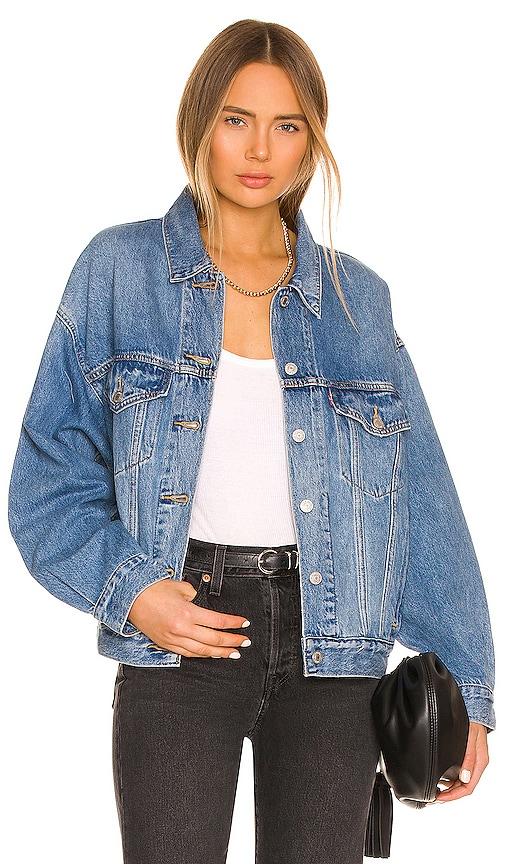levi's 90s trucker in denim-medium.