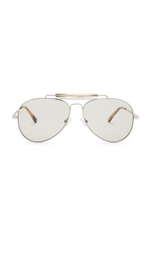 lexxola cruise sunglasses in metallic silver.
