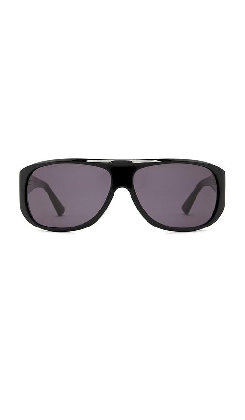 lexxola devon sunglasses in black.