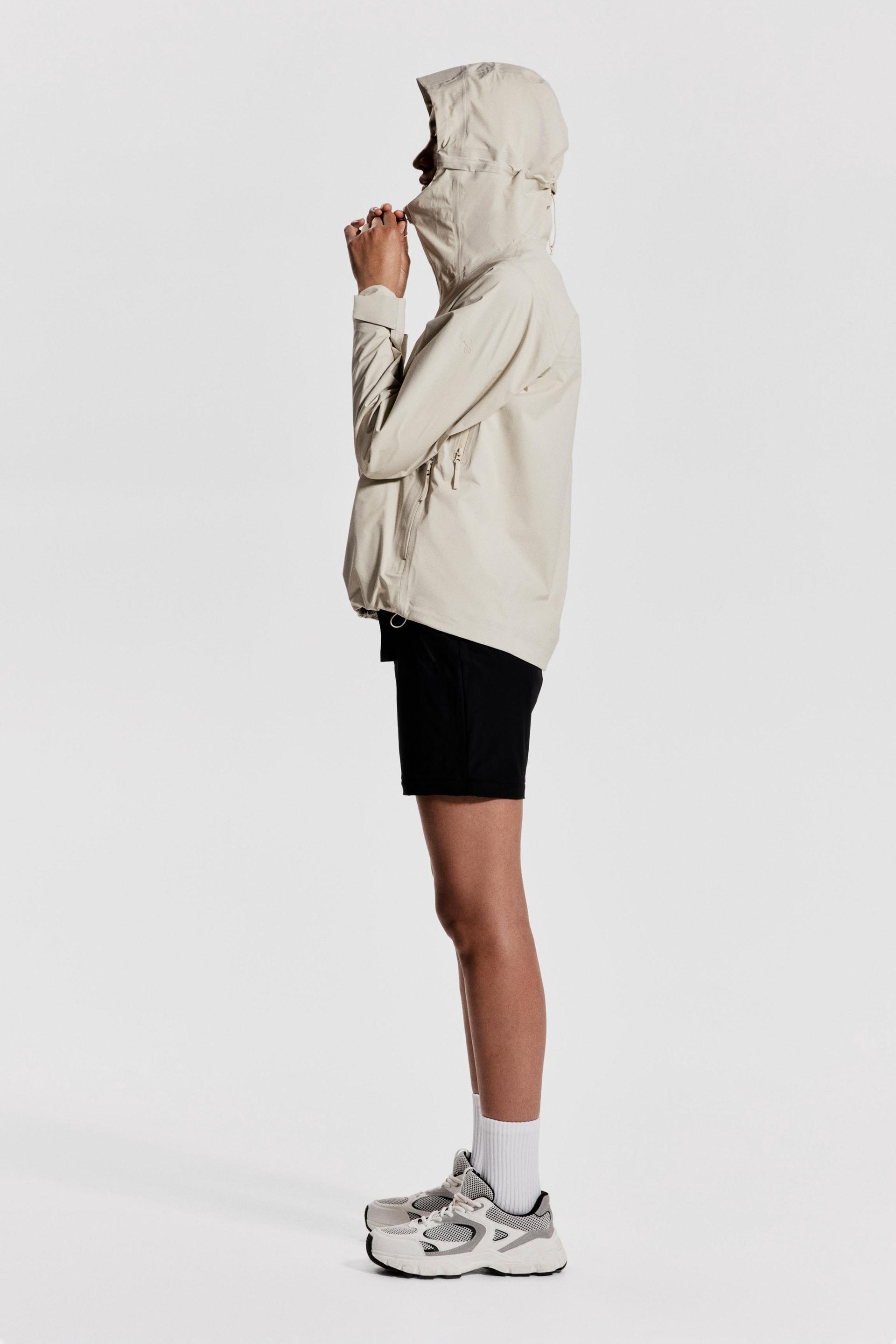 lightweight 3-layer shell jacket with stormmove™