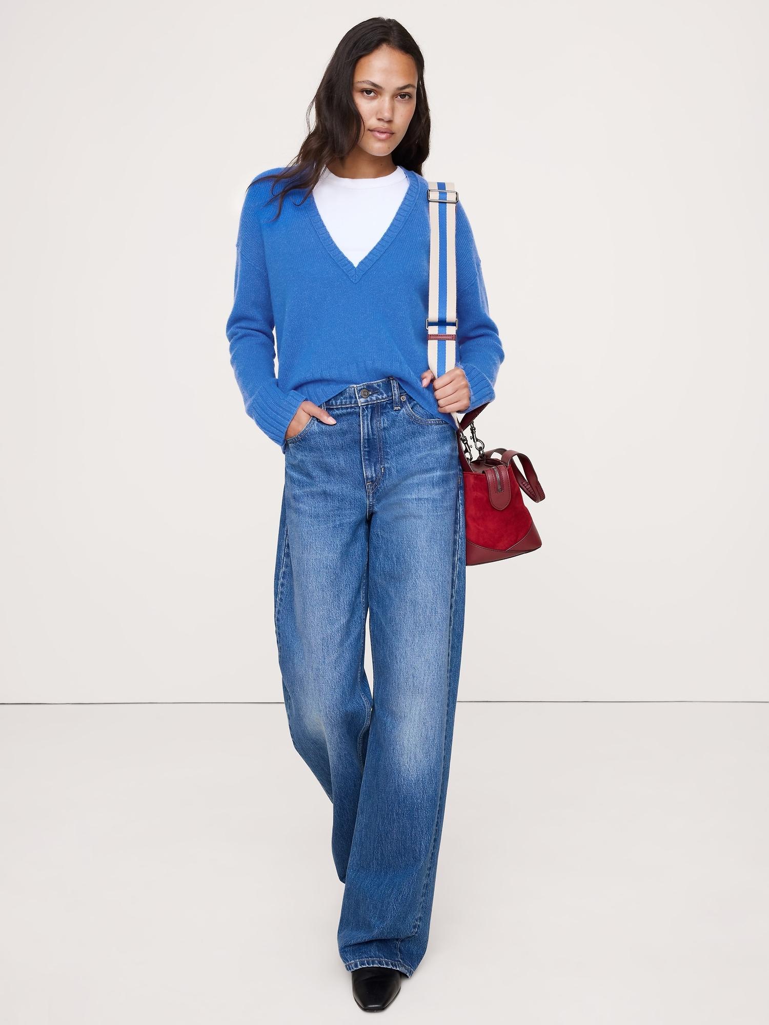 lightweight cashmere low v-neck sweater