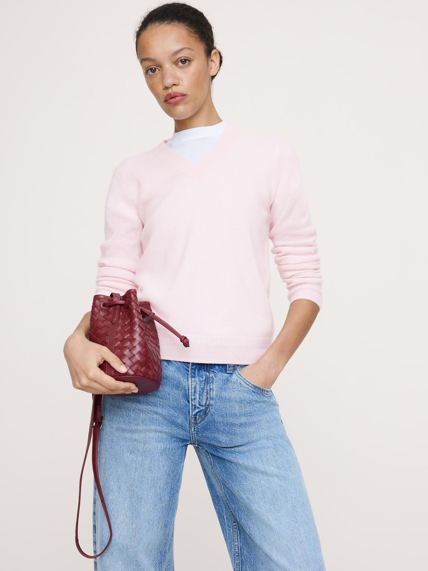 lightweight cashmere v-neck sweater