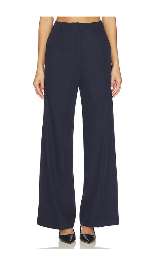 line & dot derrick pant in navy.