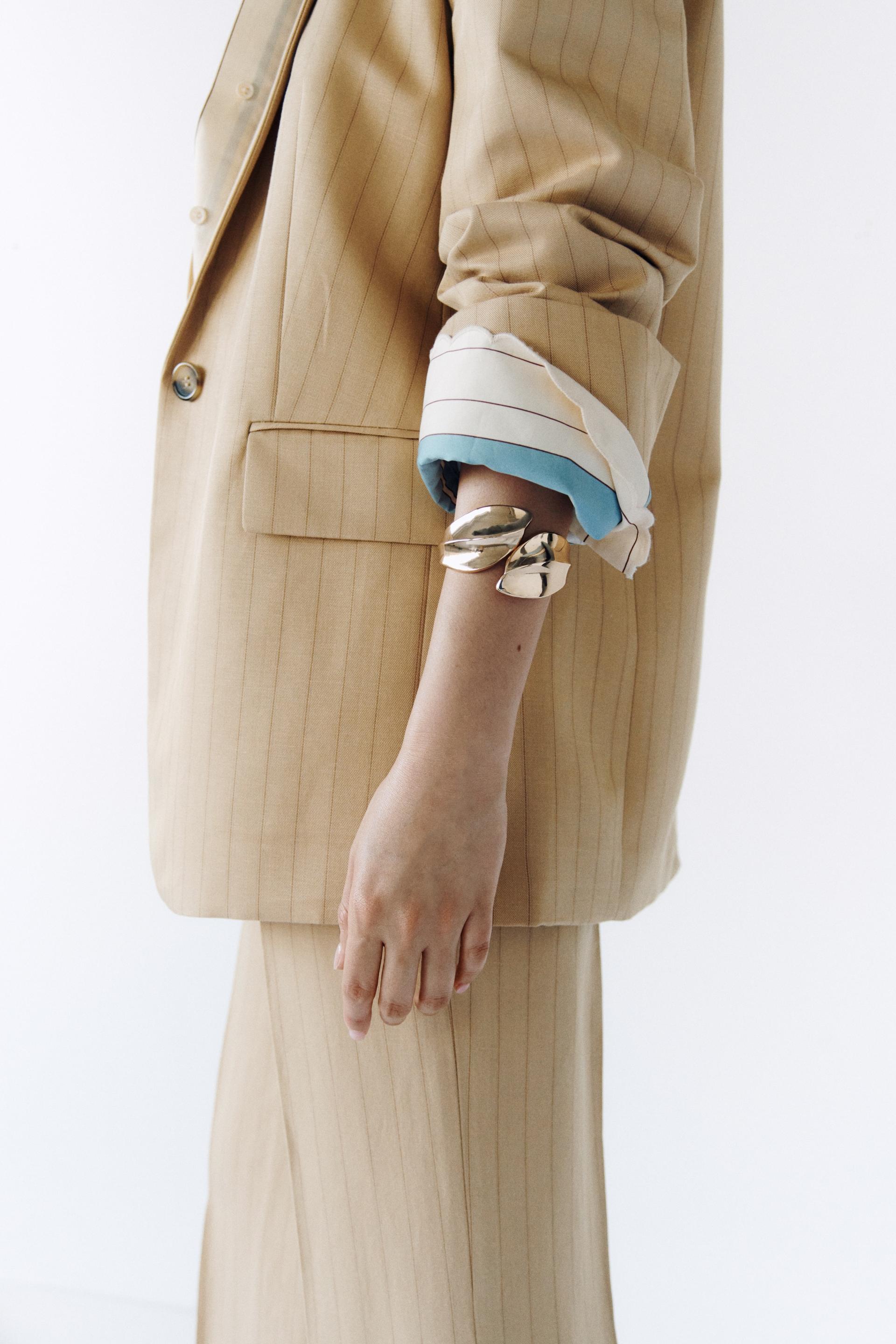 linen-blend blazer