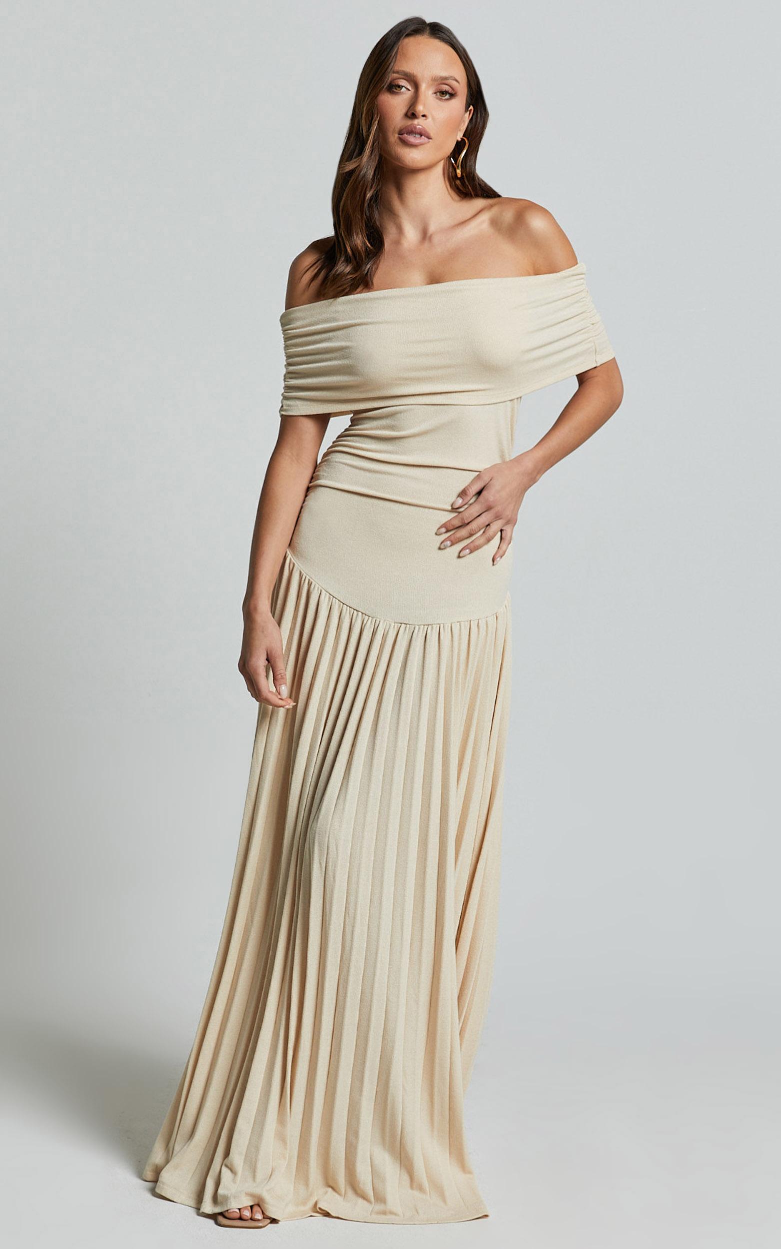 lioness - field of dreams maxi dress in oatmeal