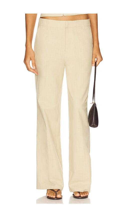 lioness elements pant in beige.