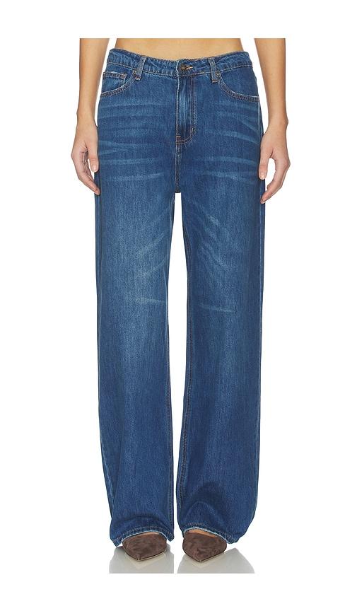 lioness evolve jean in blue.