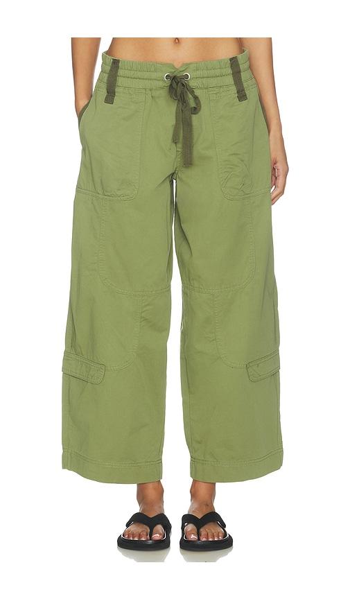 lioness fever pant in green.