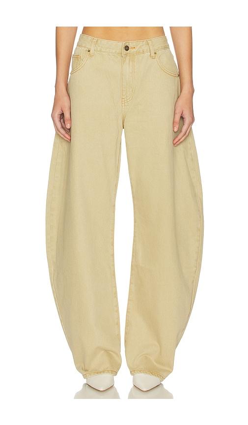 lioness horseshoe jeans in beige.
