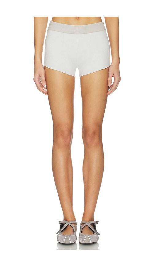 lioness housewife knit short in light grey.