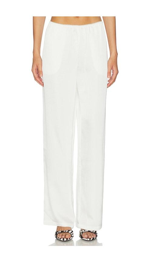 lioness in bloom pant in white.
