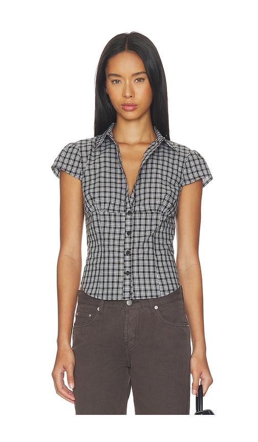 lioness mon cheri blouse in black.