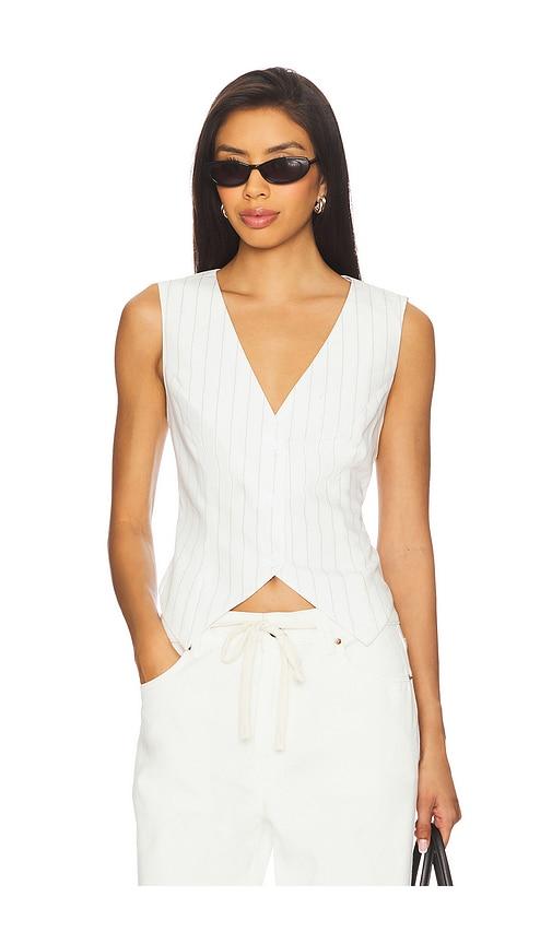 lioness valley vest in ivory.