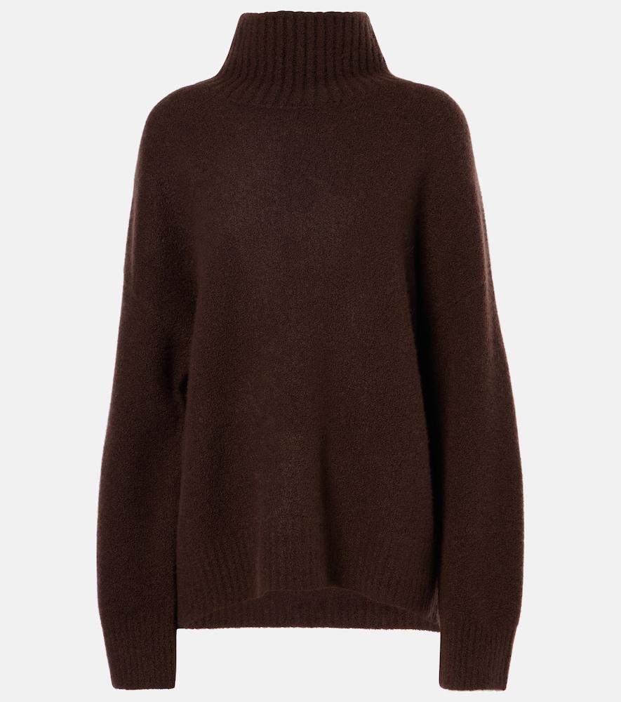 lisa yang elwinn cashmere