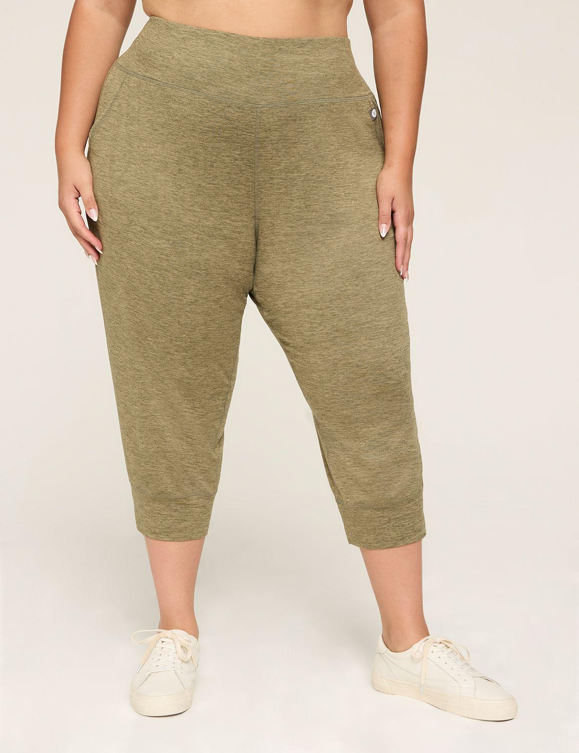 livi soft capri jogger