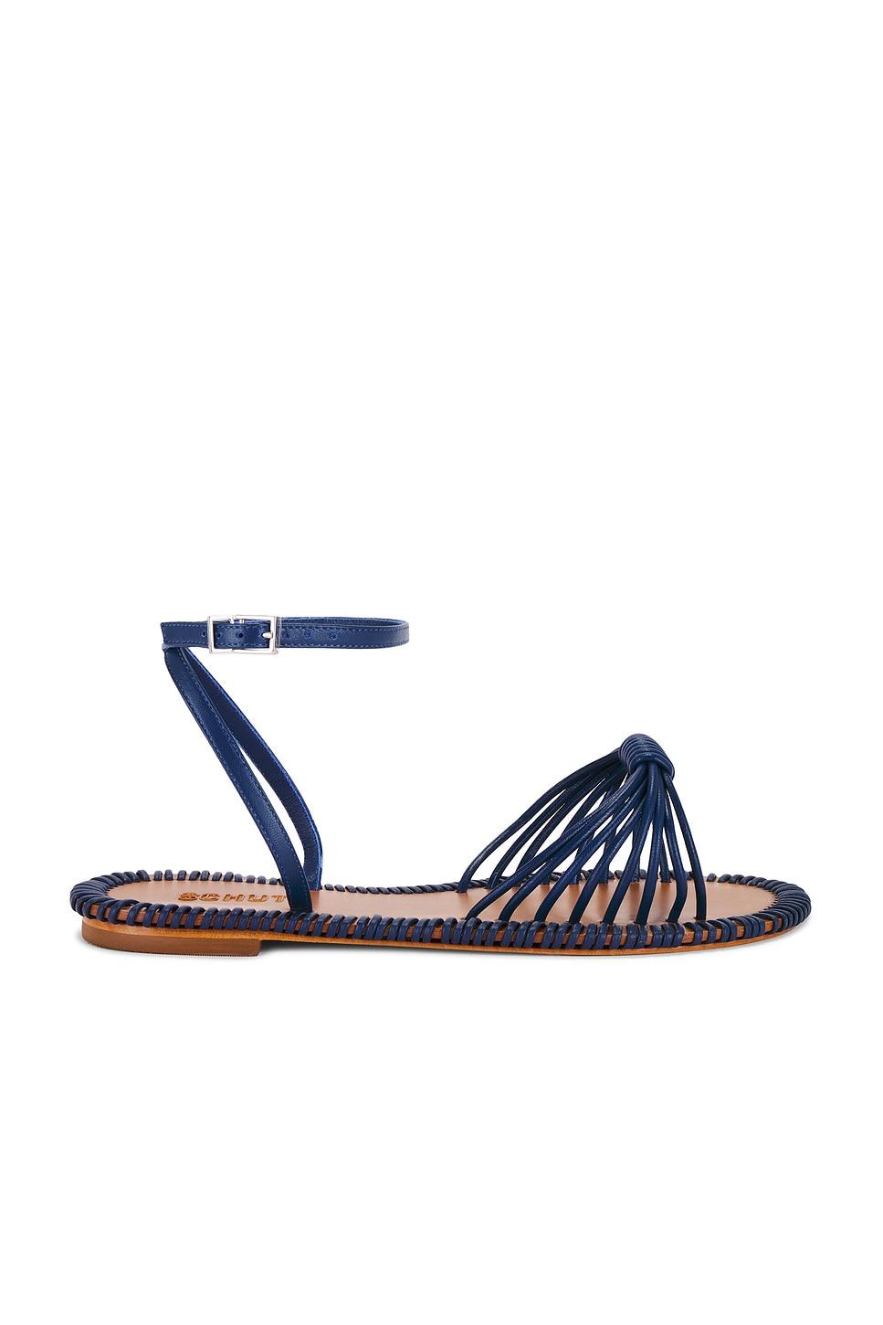 livia flat sandal