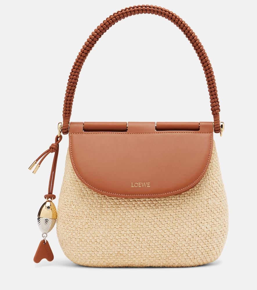 loewe paula's ibiza pescador medium raffia shoulder bag