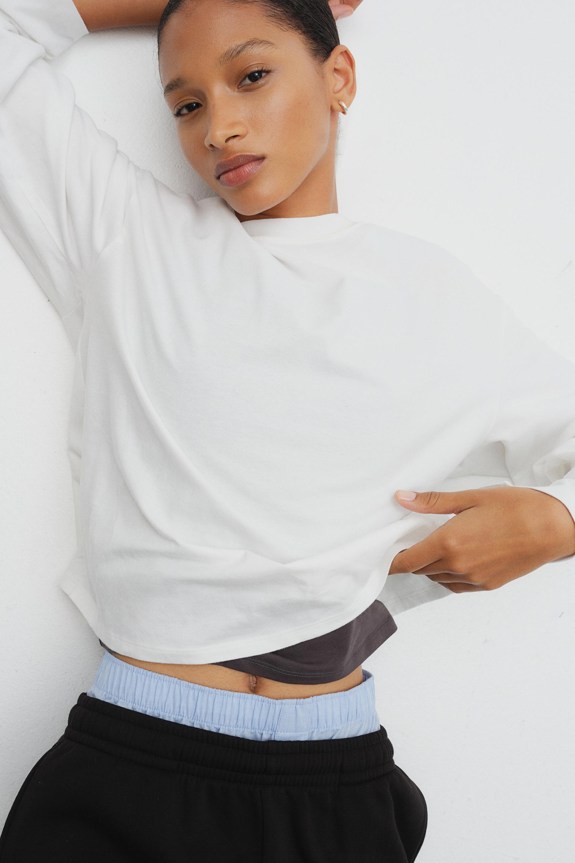 long-sleeved cotton top