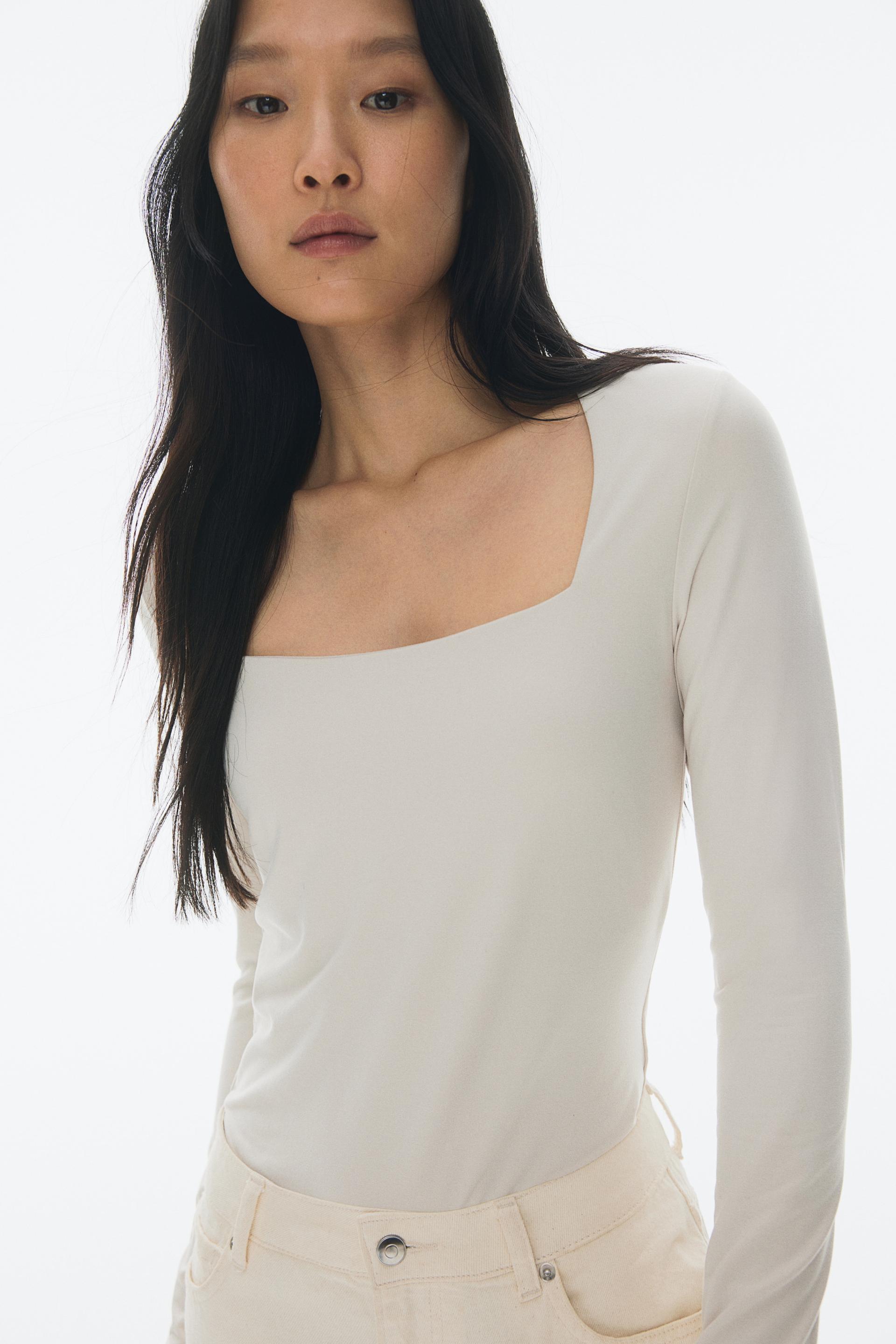 long-sleeved jersey top