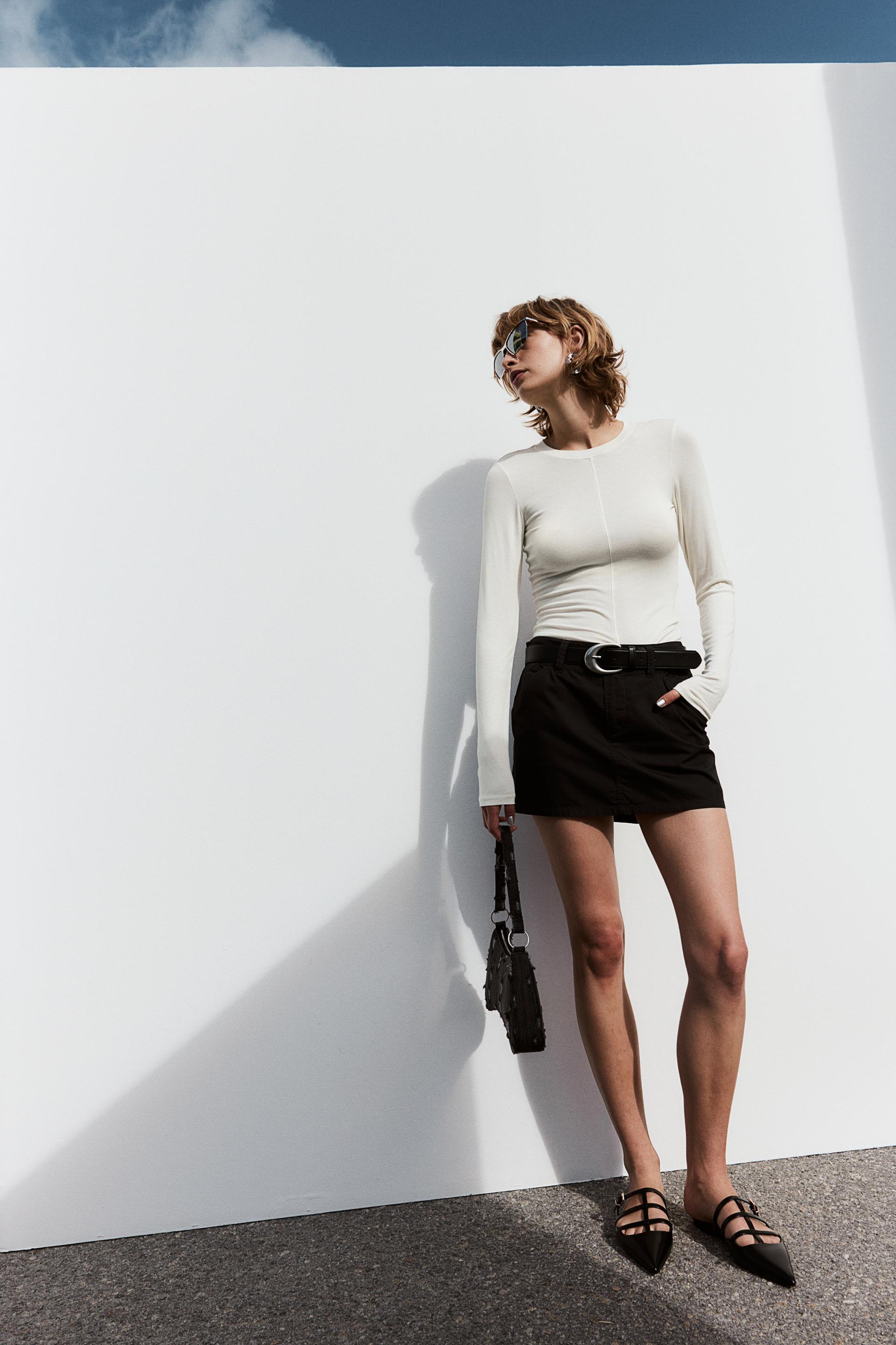 long-sleeved jersey top