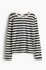 long-sleeved top