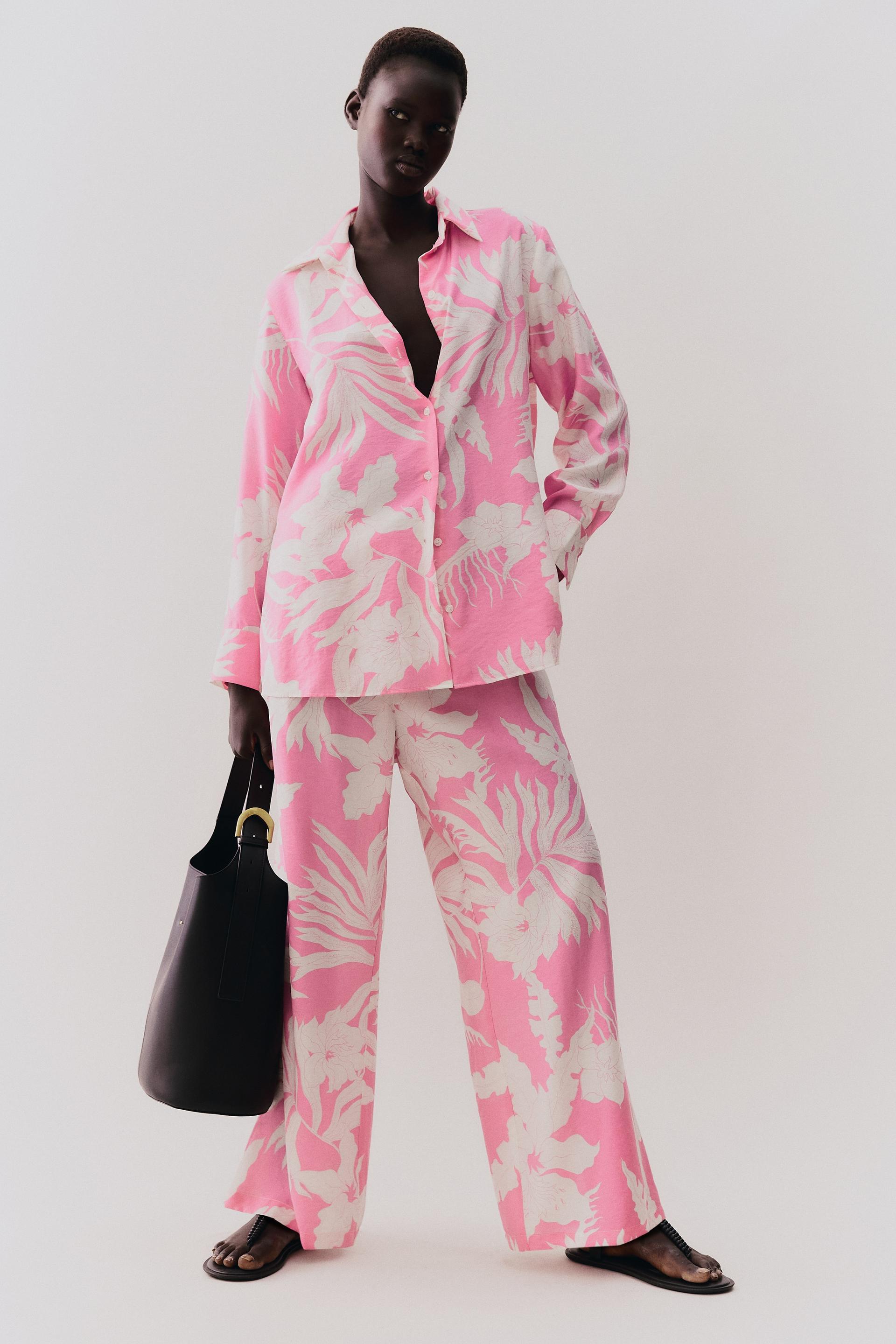 loose-fit drawstring pants