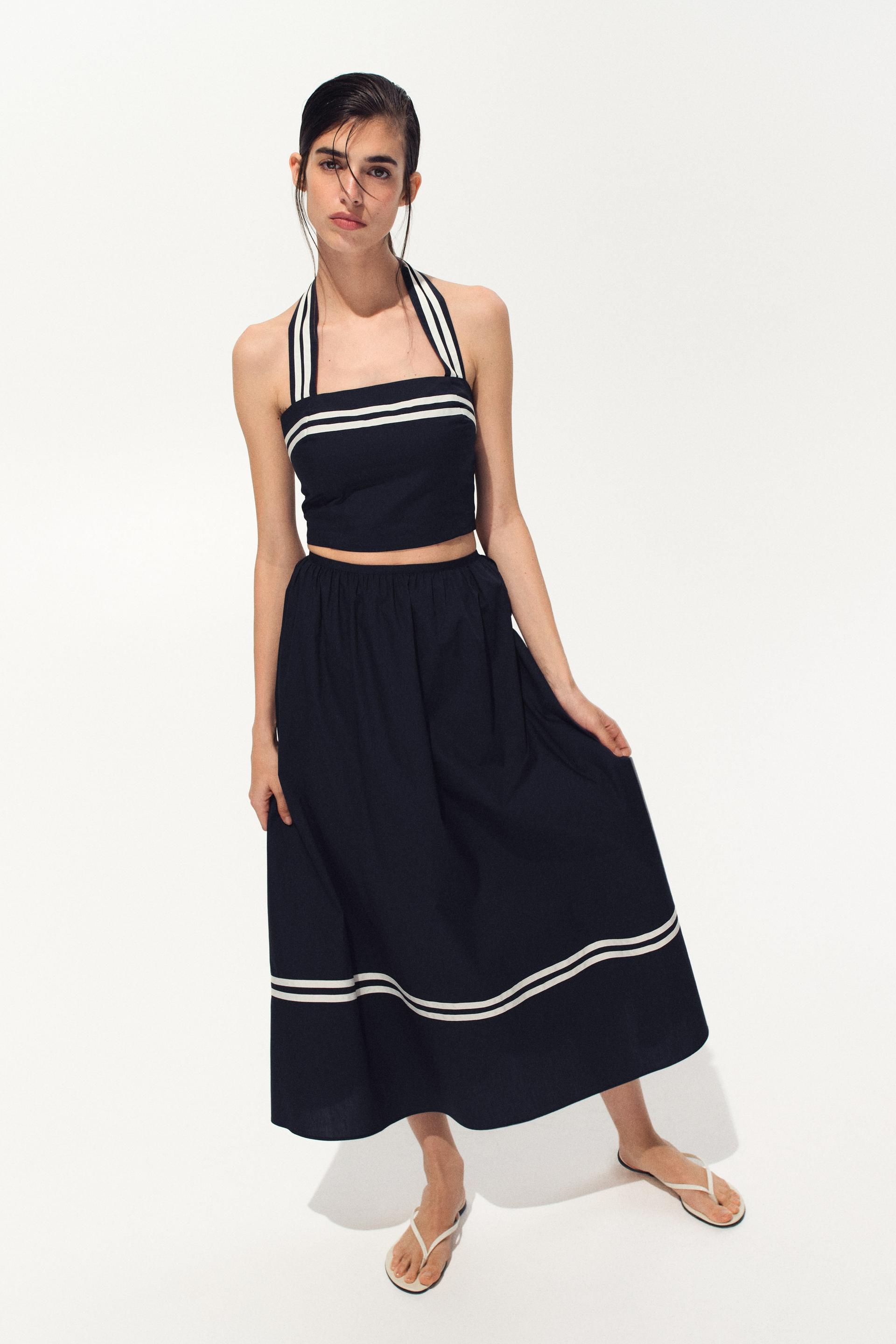 loose-fit midi skirt