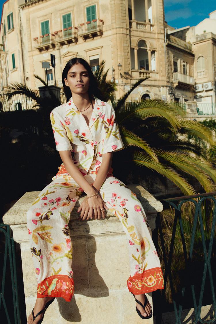 loose-fit resort shirt