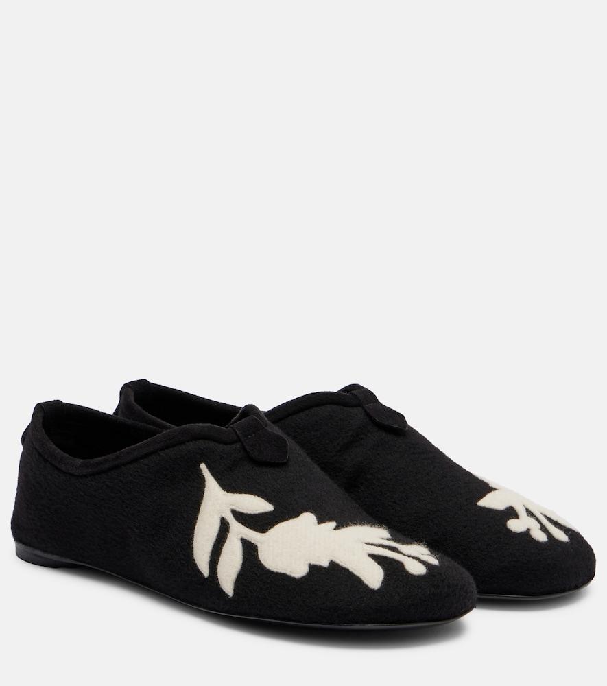 loro piana floaty embroidered flats
