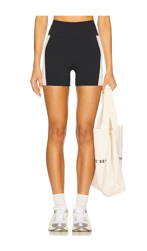 lspace uppercut short in black.