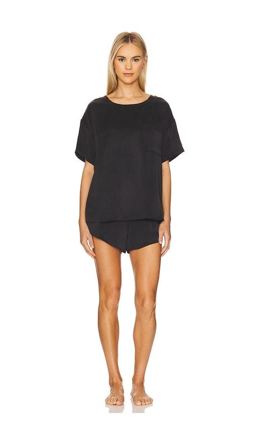 lunya washable silk tee set in black.