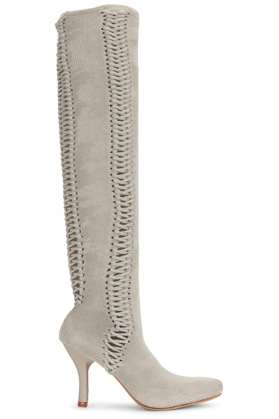 macrame line tight boot