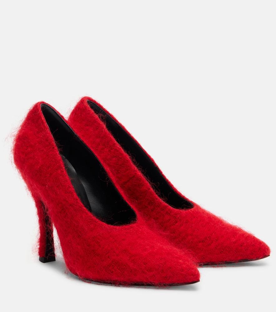 magda butrym felt pumps
