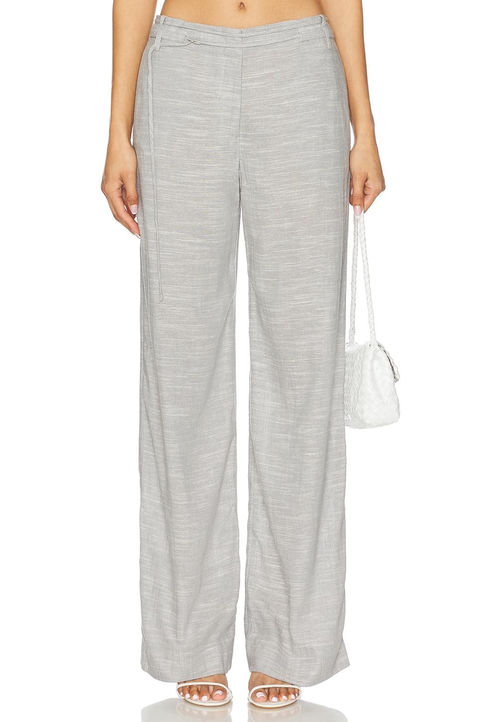 maicie pant