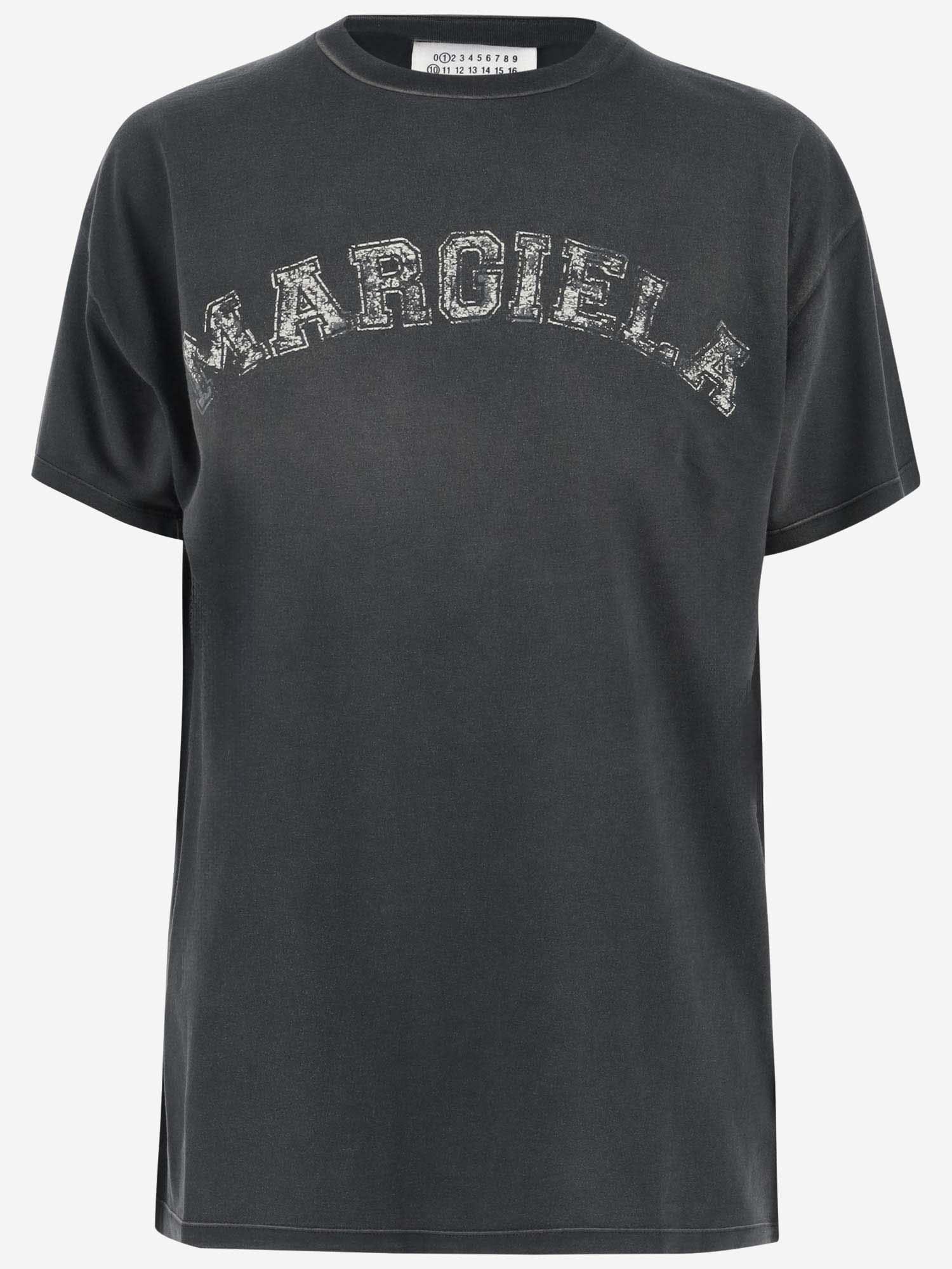 maison margiela t-shirt with logo